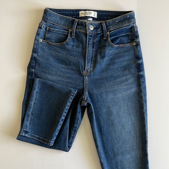 Abercrombie & fitch the super skinny ankle high rise jeans
